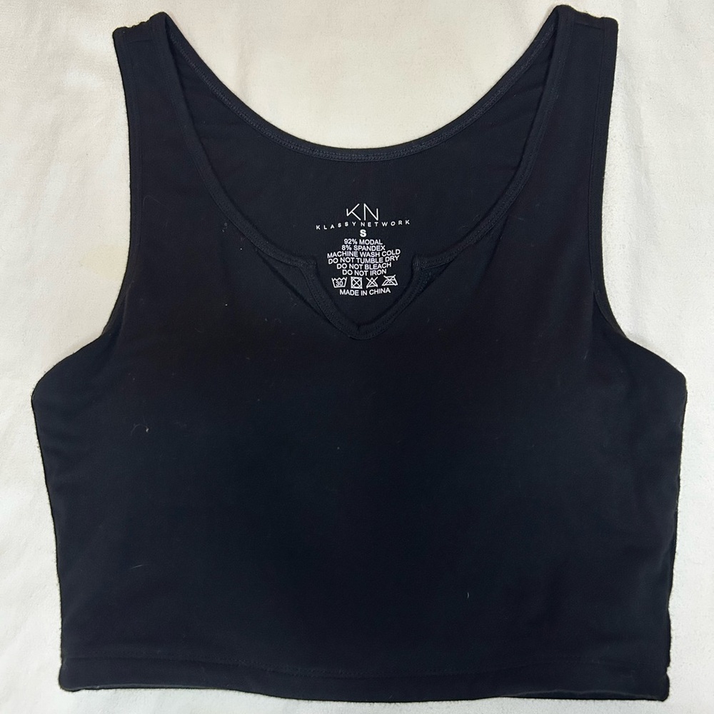 Klassy Network black cropped v brami small